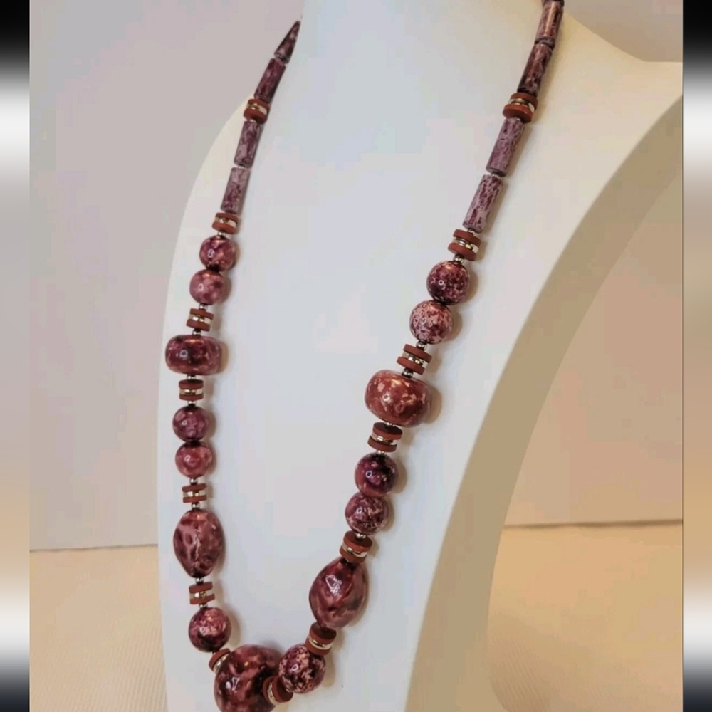 Japanese Orgin  vintage pink tourmaline and ceramic bead statement necklace. - Picture 2 of 7
